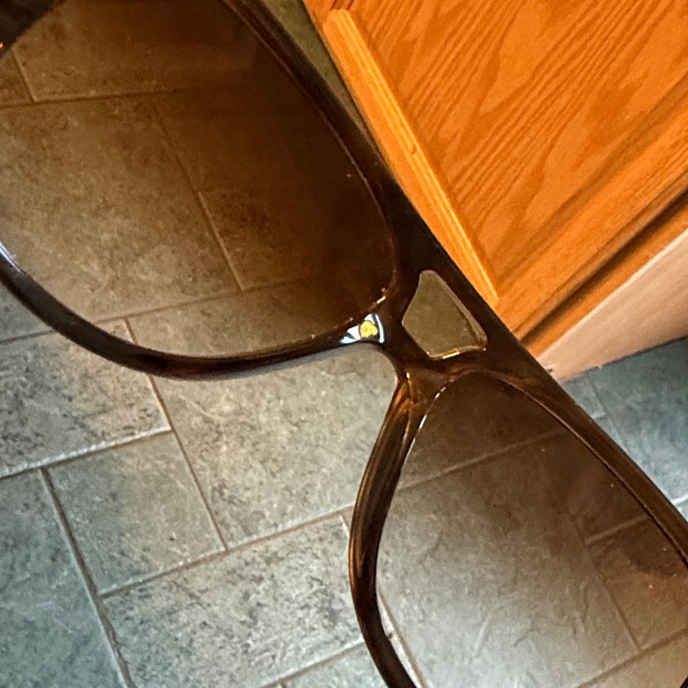 Ray-Ban Tortoise Shell Sunglasses - Picture 8 of 13